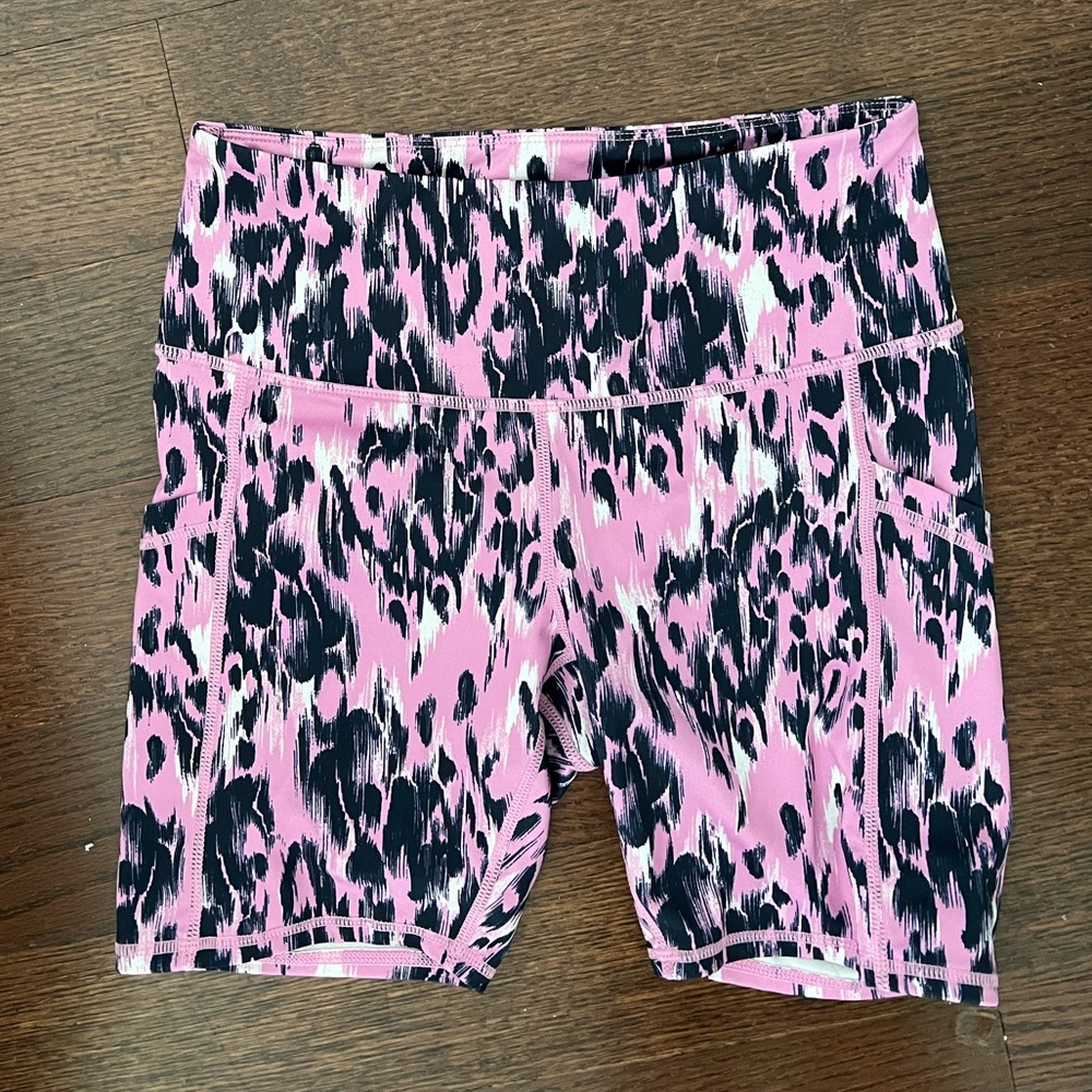 Zella Printed Biker Shorts